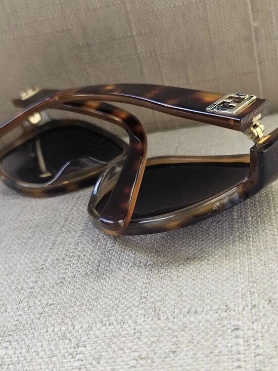 Fendi Women Sunglasses Brown Tortoise FS5232R Eyewear Shades Made in Italy main image 8